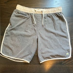 Vuori Banks Shorts - Men’s 7” Inseam